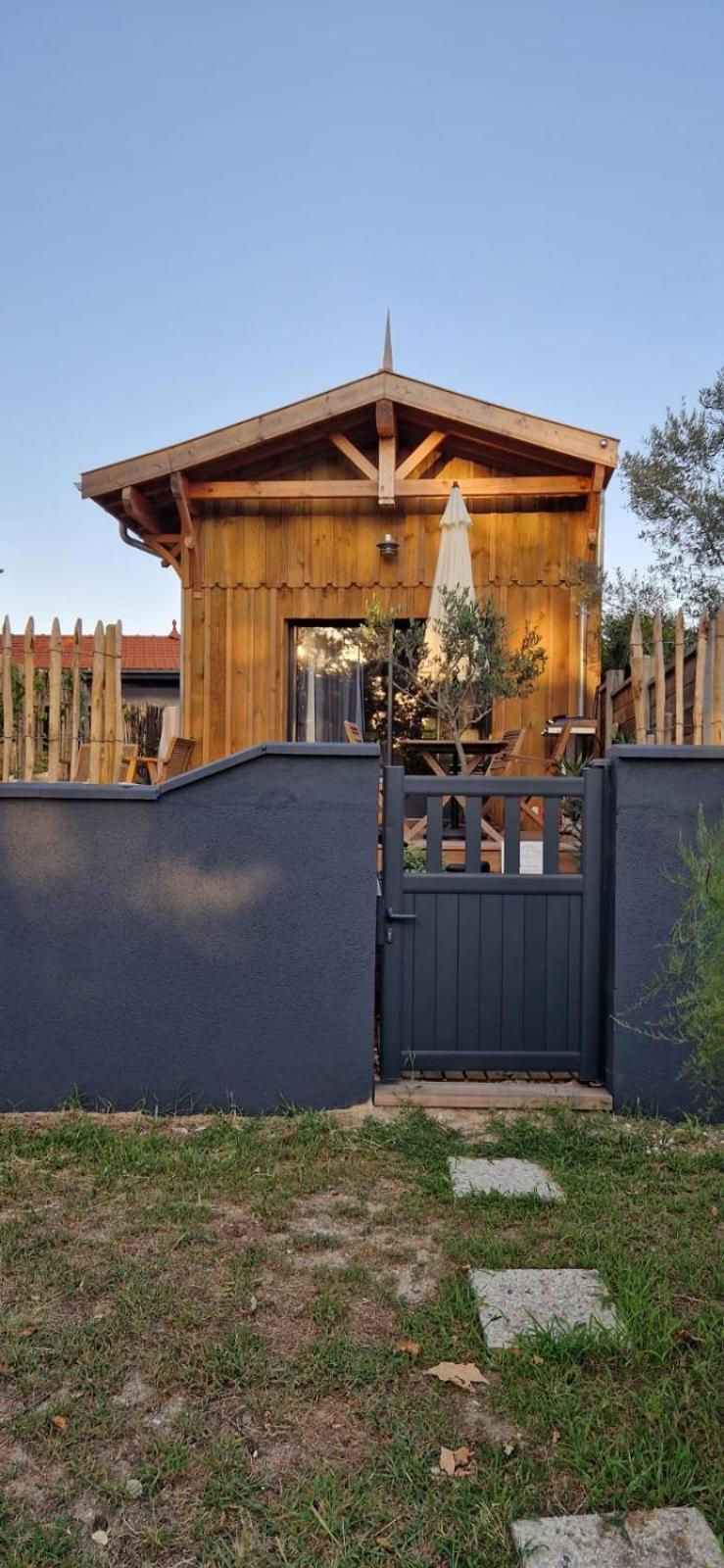 Casa Leo Villa กูฌ็อง-เมสทราส ภายนอก รูปภาพ